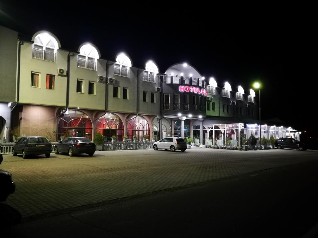 Hotel Oxa Novi Pazar Exterior photo